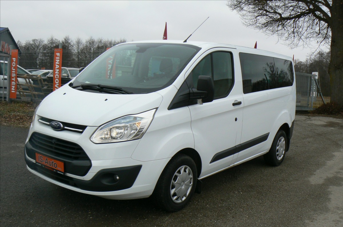 Ford Transit Custom 2,2 TDCi  L1H1 -9 míst