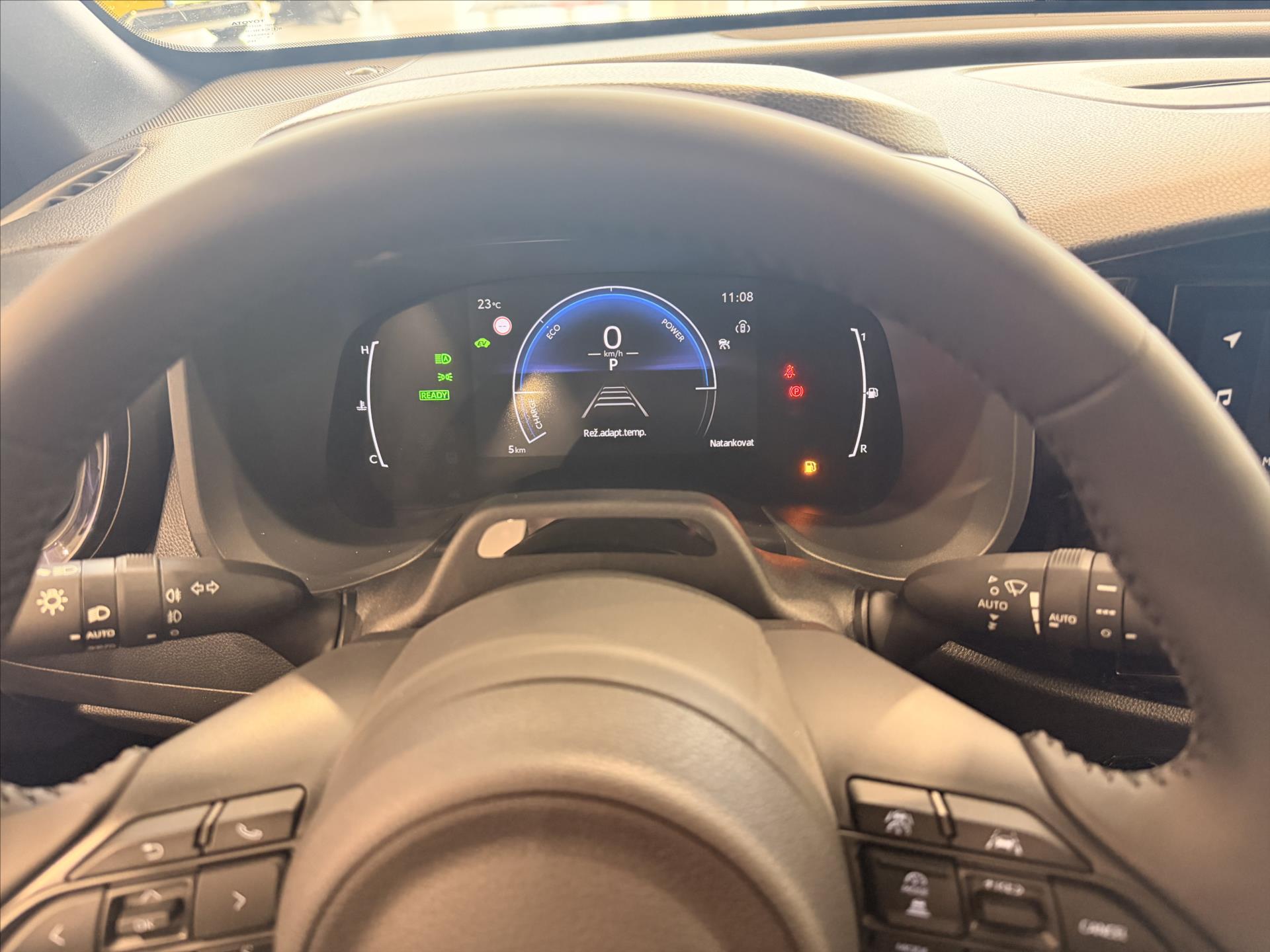 toyota-aygo-1-5-hybrid-116k-executive - 7