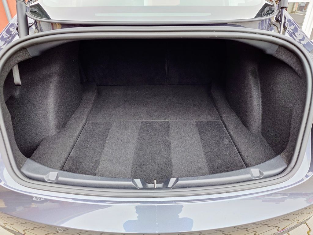 tesla-model-3-standard-range-239-kw-soh-92 - 9