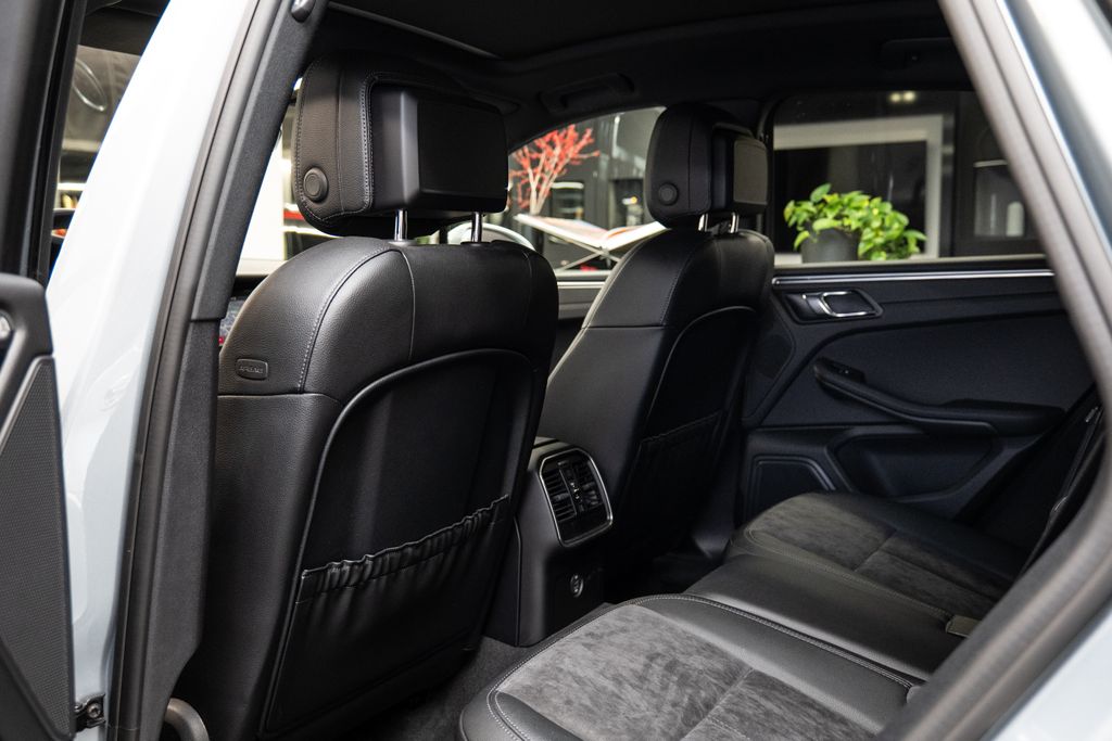 porsche-macan-led-3-zony-carplay - 6