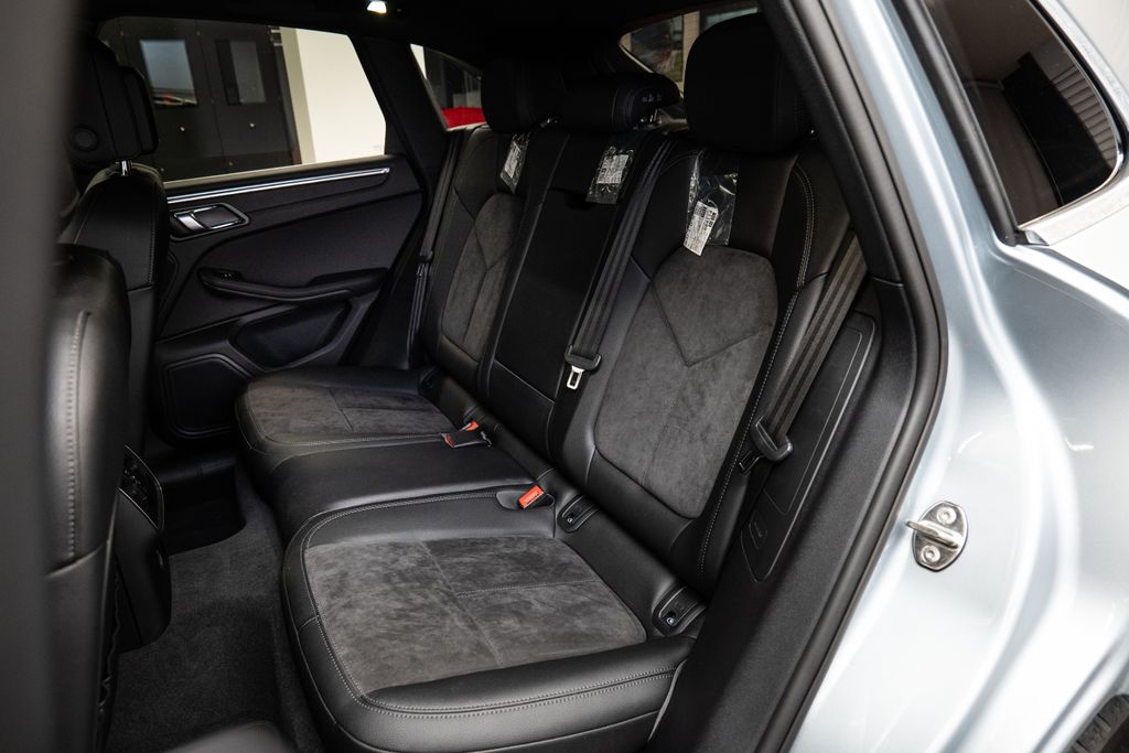porsche-macan-led-3-zony-carplay - 7