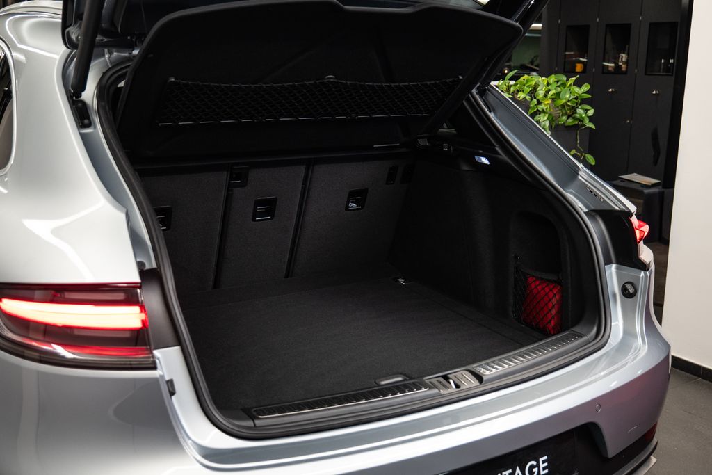 porsche-macan-led-3-zony-carplay - 8