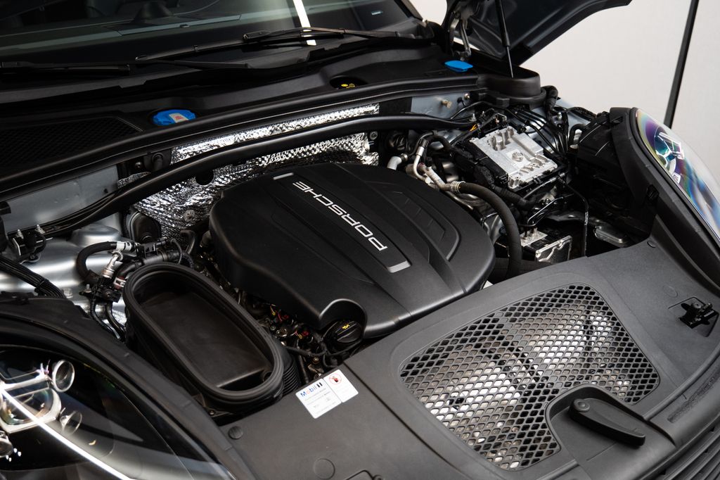 porsche-macan-led-3-zony-carplay - 9