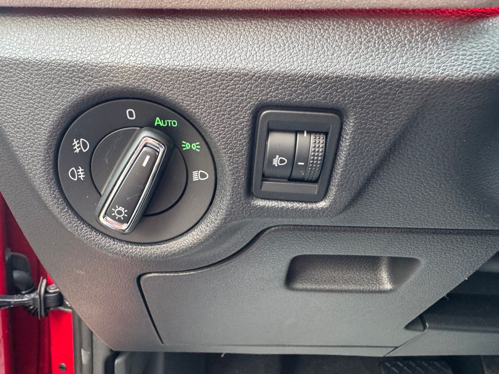 skoda-kamiq-1-0-tsi-dsg-top-selection - 7