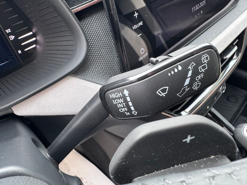 skoda-kamiq-1-0-tsi-dsg-top-selection - 9