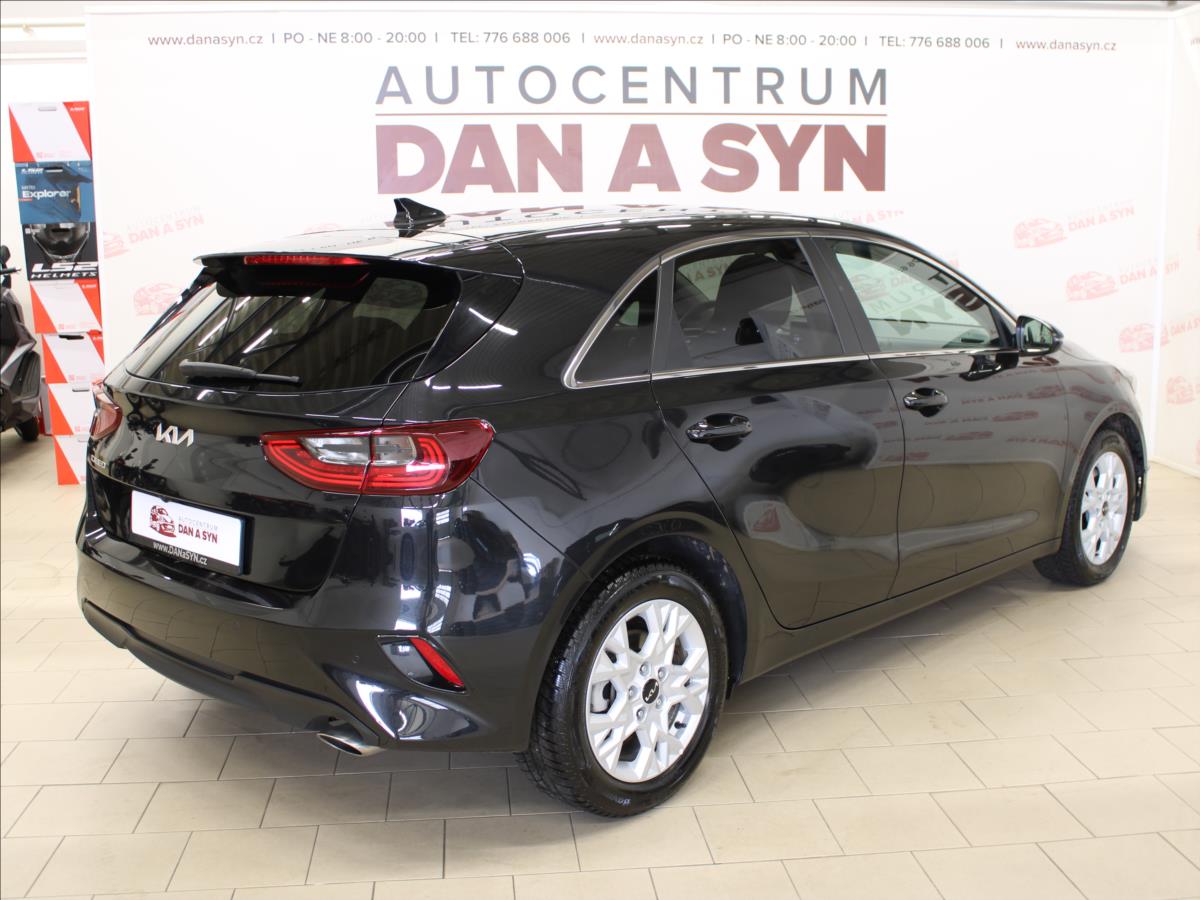 kia-ceed-1-5-117-kw-1-majitel-cz - 3