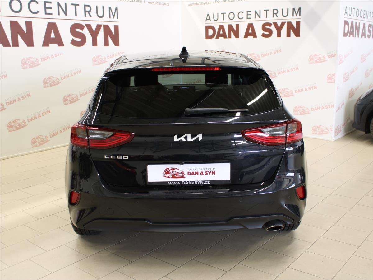 kia-ceed-1-5-117-kw-1-majitel-cz - 4