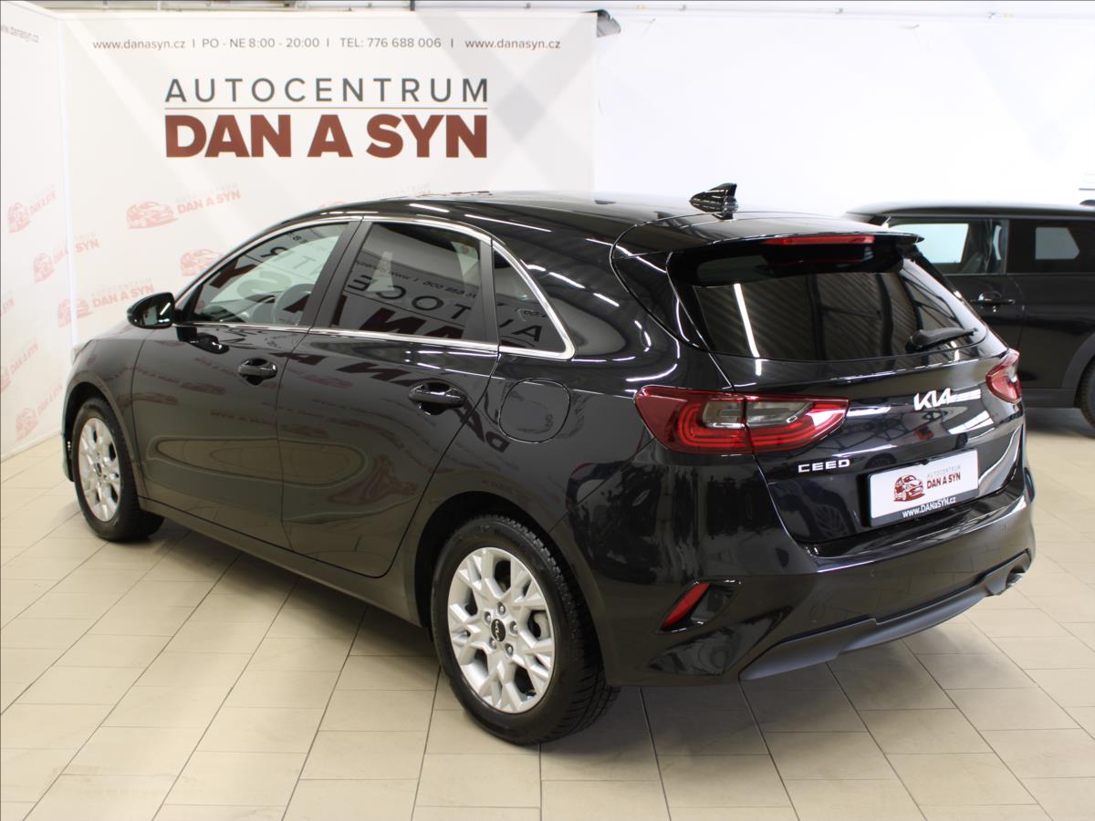 kia-ceed-1-5-117-kw-1-majitel-cz - 5