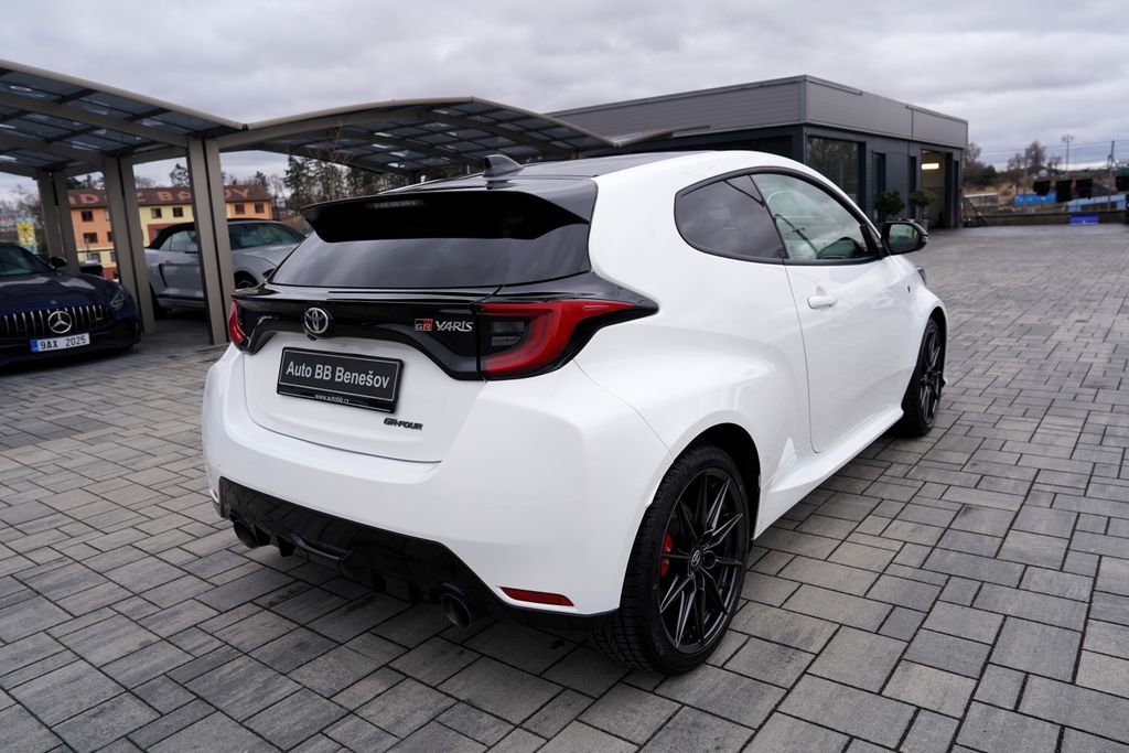 toyota-gr-1-6l-turbo-265-ps-4wd-cr - 5