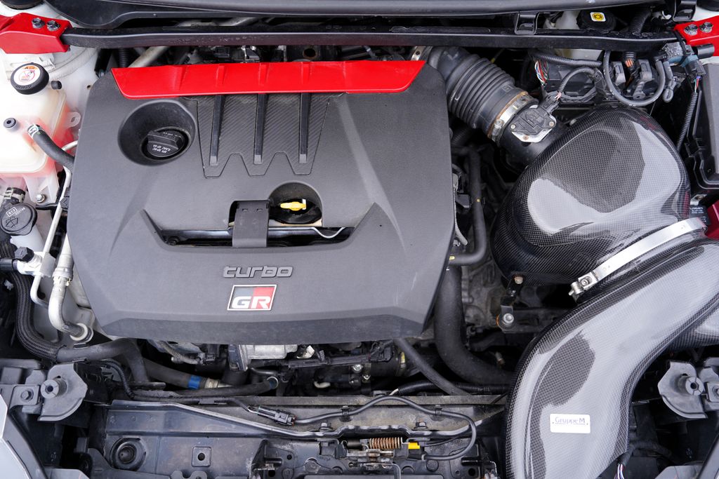 toyota-gr-1-6l-turbo-265-ps-4wd-cr - 9