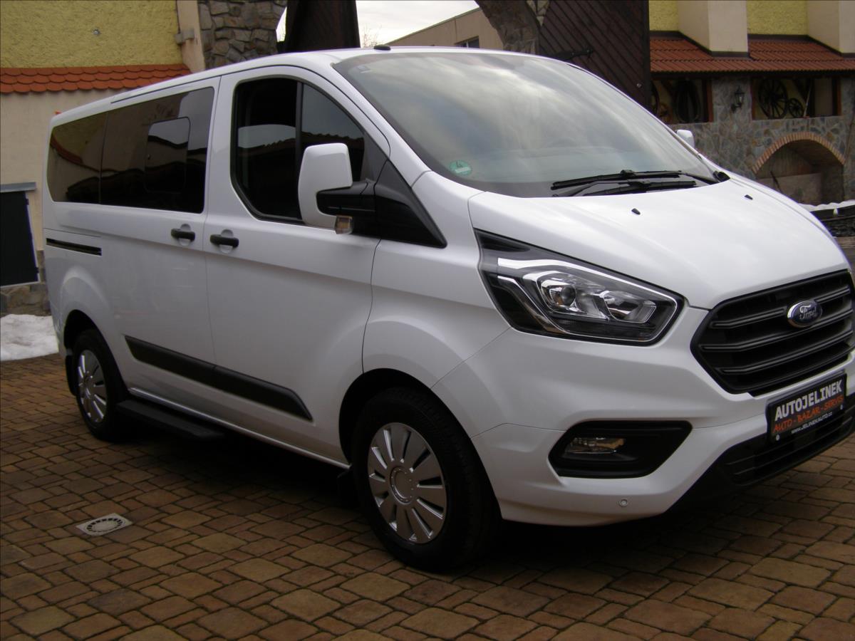ford-transit-custom-2-0-minibus-custom-facelift - 5