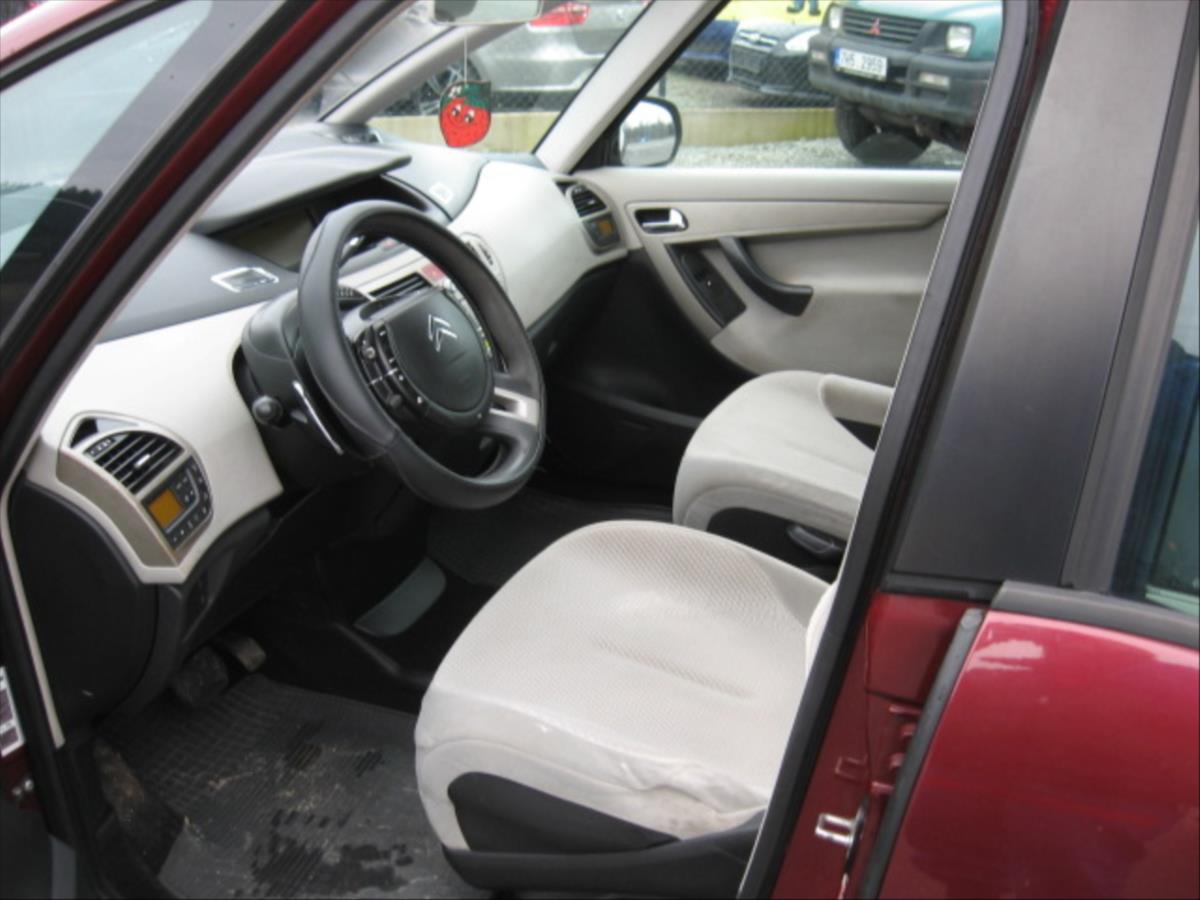 citroen-c4-picasso-1-6-hdi-sx-automat - 4