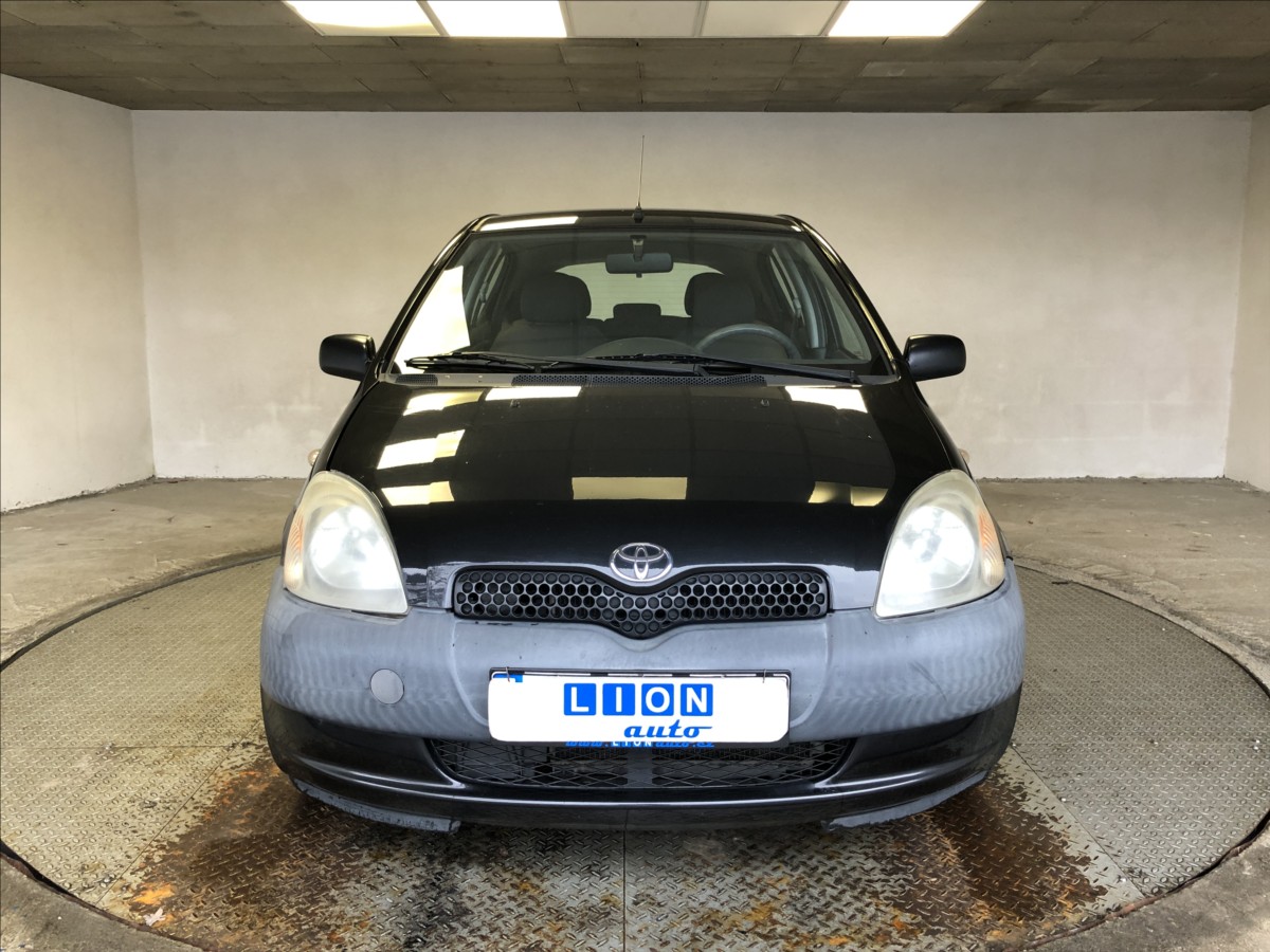 toyota-yaris-1-0-vvt-i - 1