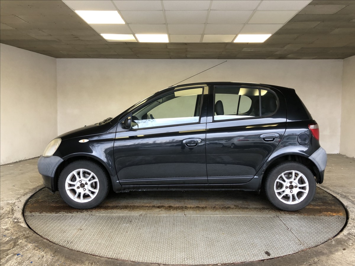 toyota-yaris-1-0-vvt-i - 3