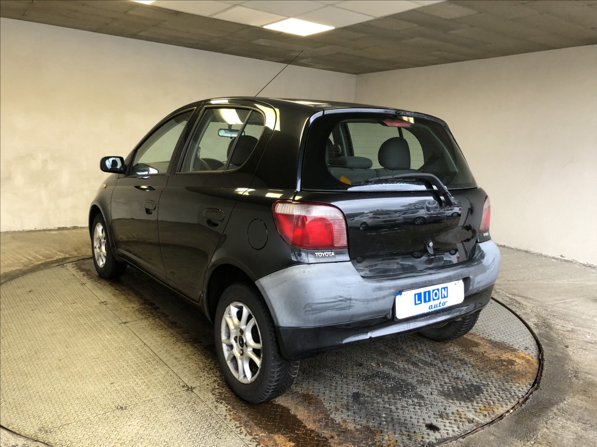 toyota-yaris-1-0-vvt-i - 4