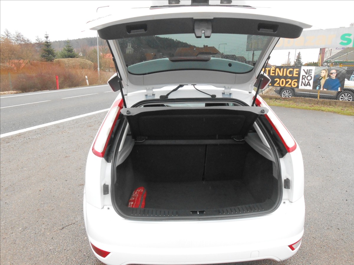 ford-focus-1-6-74-kw-klima-serviska - 7