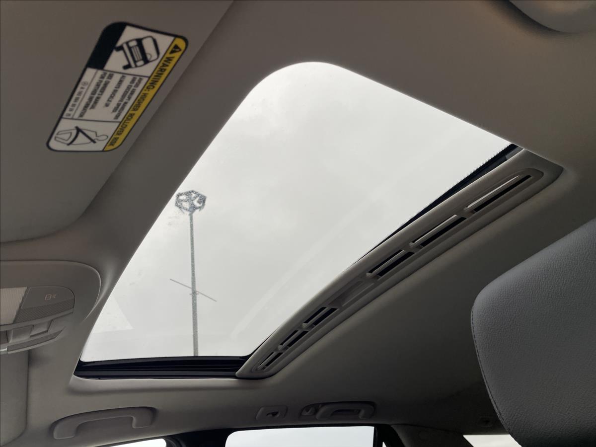 mercedes-benz-tridy-m-3-5-ml-350-4matic-rezervace - 9