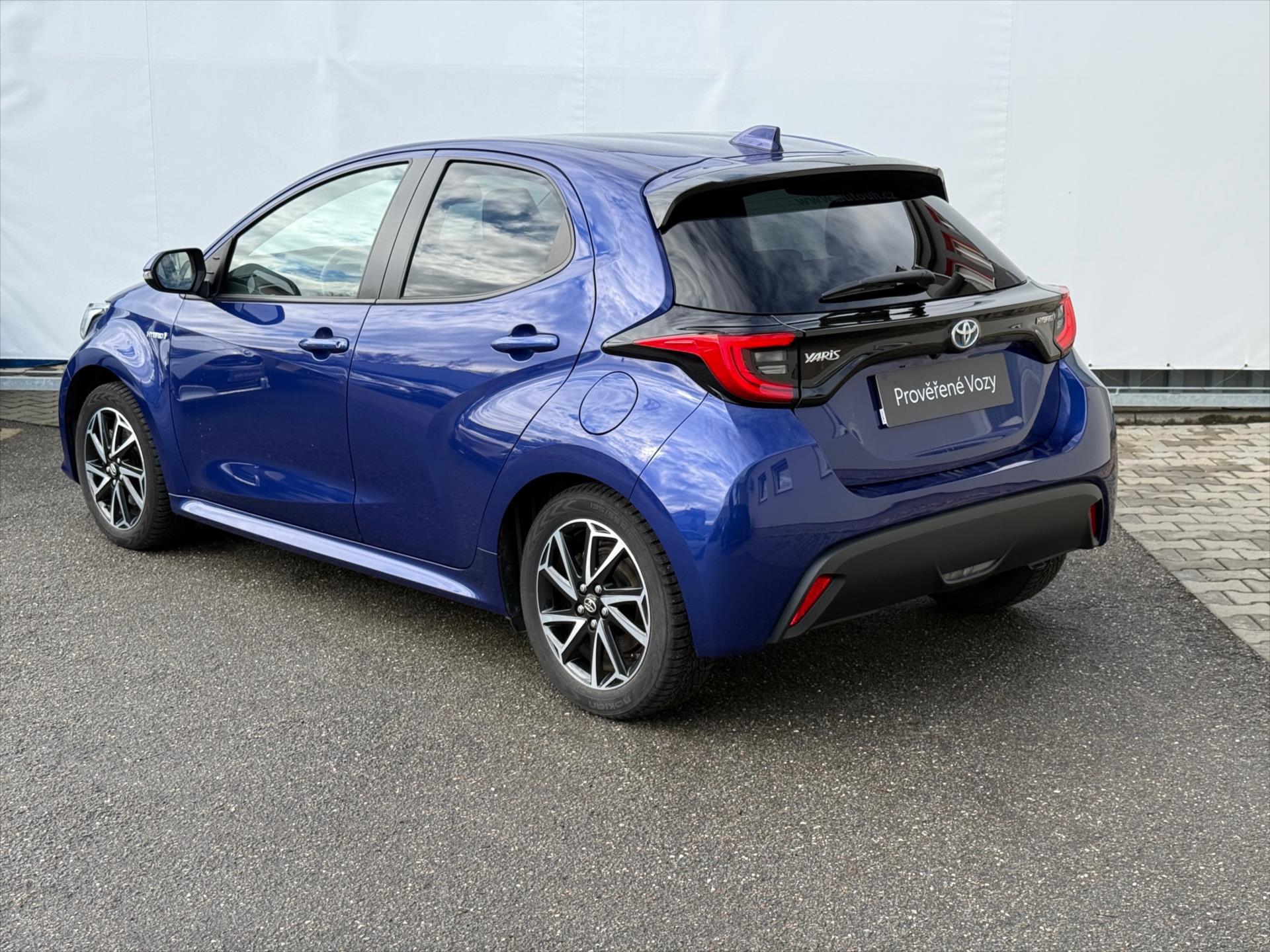 toyota-yaris-1-5-comfort-style-tech - 3