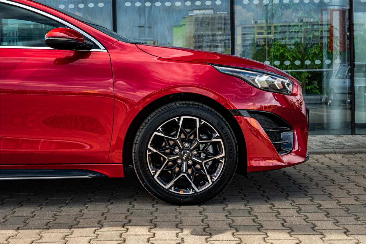 kia-proceed-1-5-t-gdi-gpf-gt-line-plus - 8