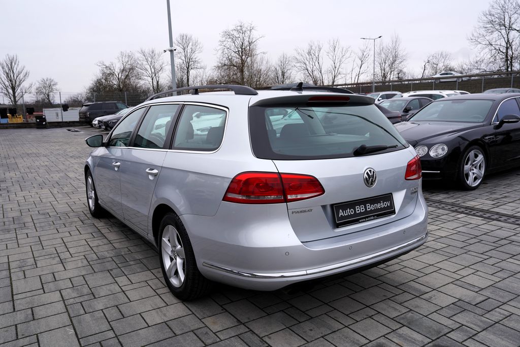 volkswagen-passat-2-0-tdi-kombi-dsg-17-al-170ps - 3