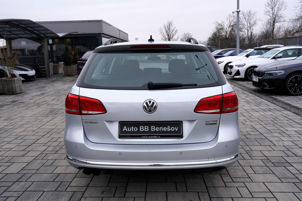 volkswagen-passat-2-0-tdi-kombi-dsg-17-al-170ps - 4