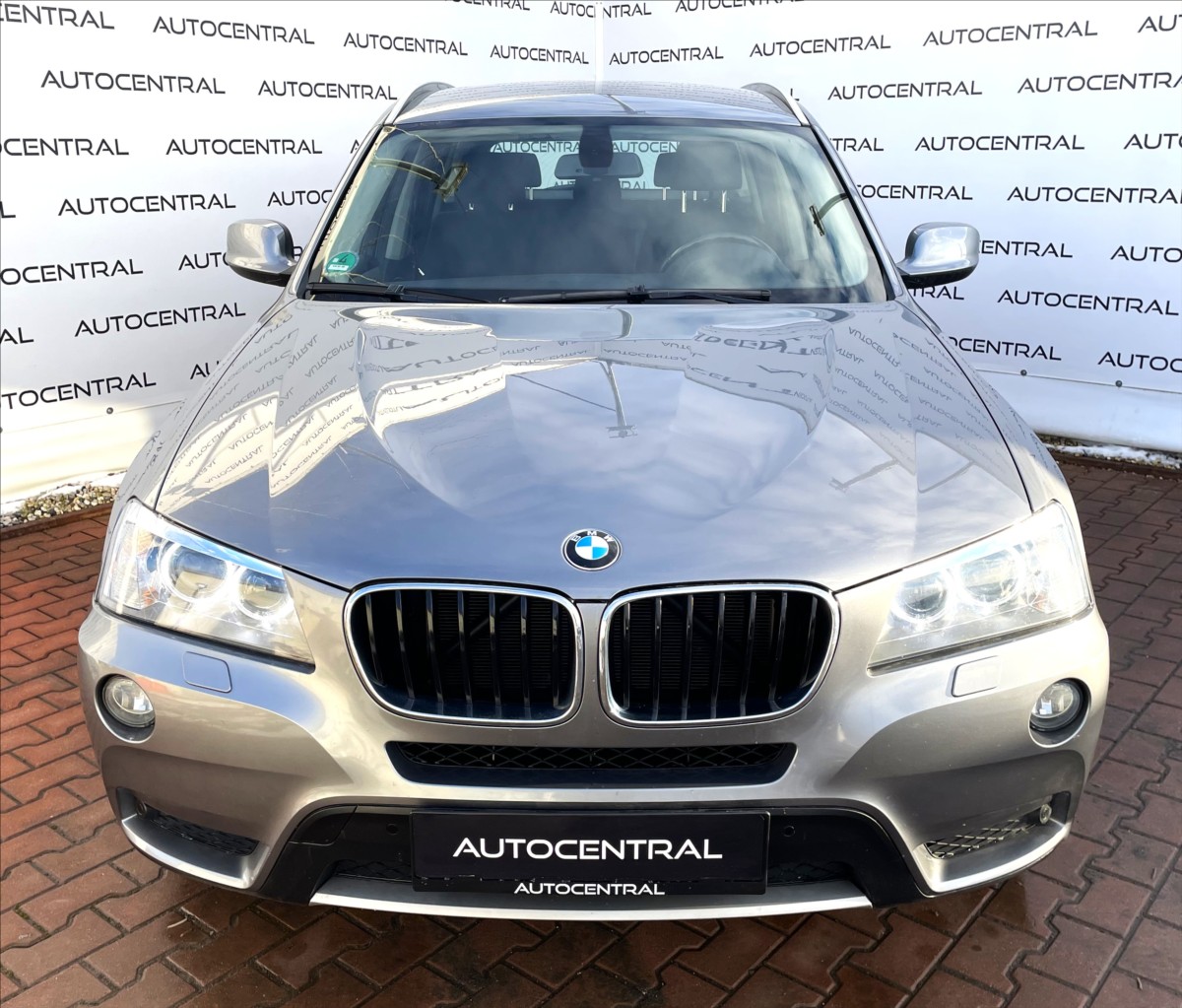 bmw-x3-2-0-d-xdrive-135kw-stk-1-28-serv-kn - 1