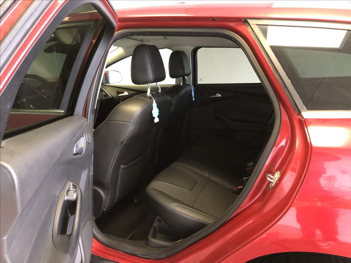 ford-focus-2-0-tdci - 9