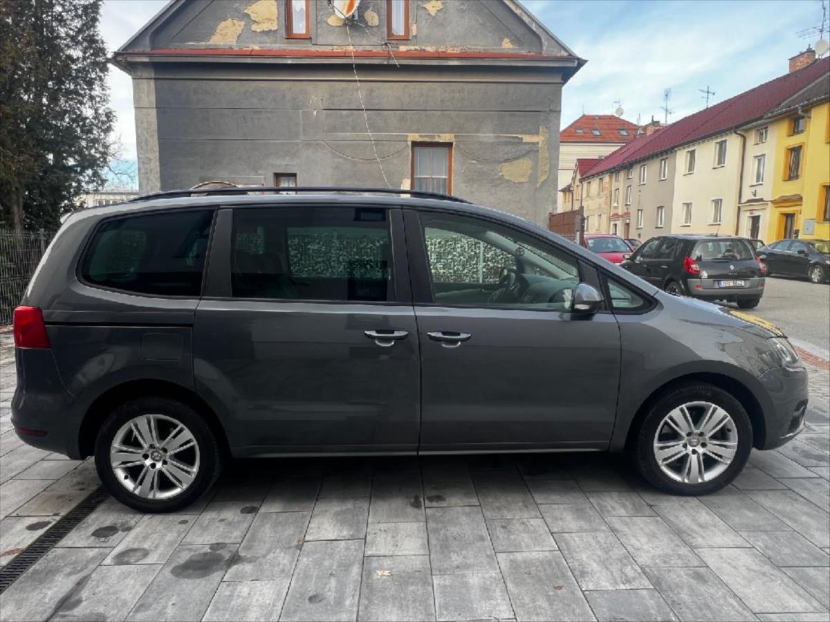 seat-alhambra-2-0-tdi-style-ecomotive - 6