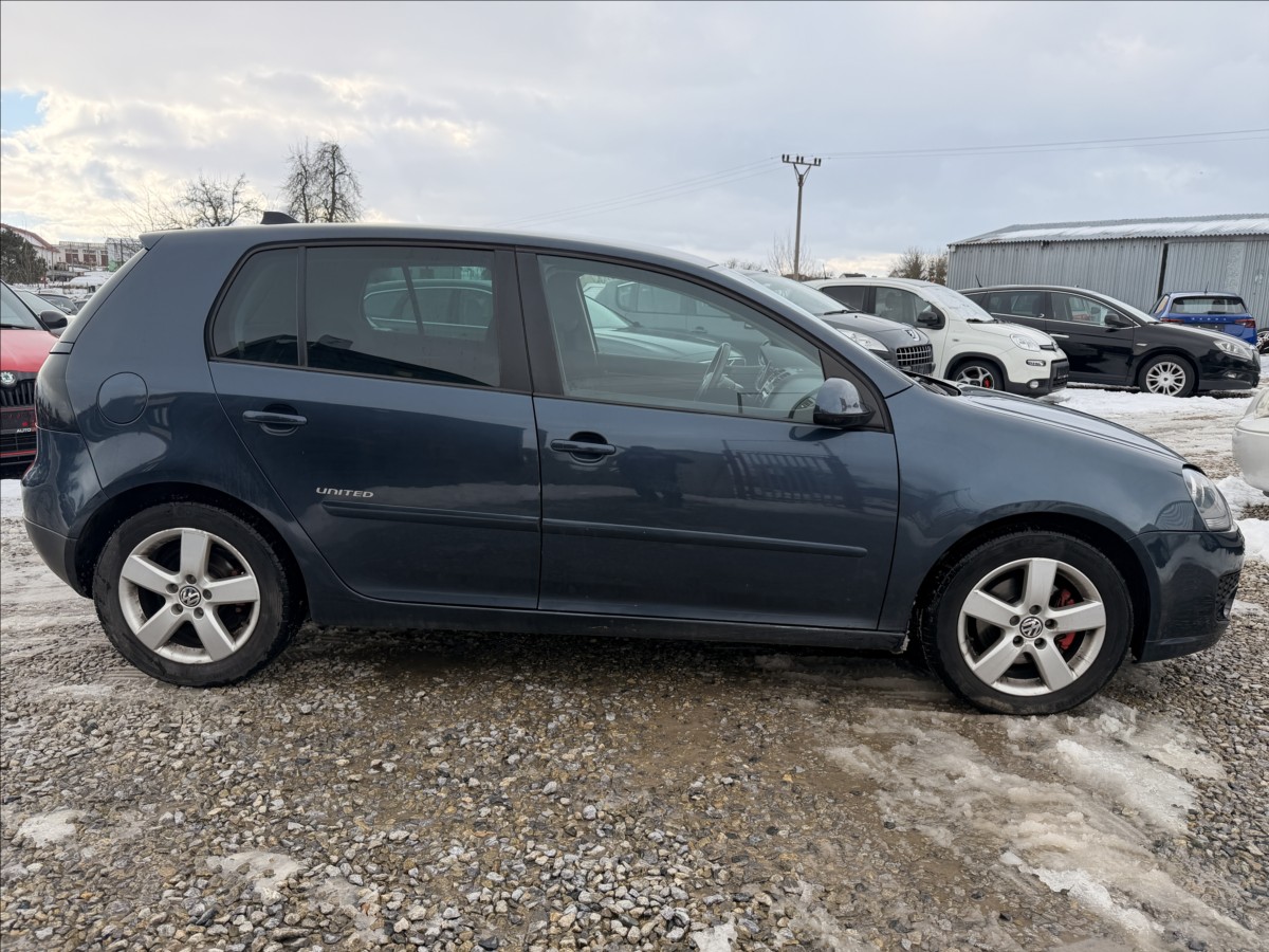 volkswagen-golf-1-4-tsi-digiklima-6kvalt - 3