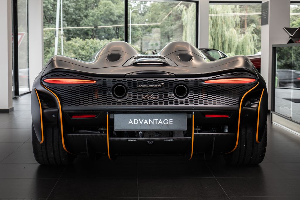 mclaren-elva-one-of-149-lift-karbon - 2