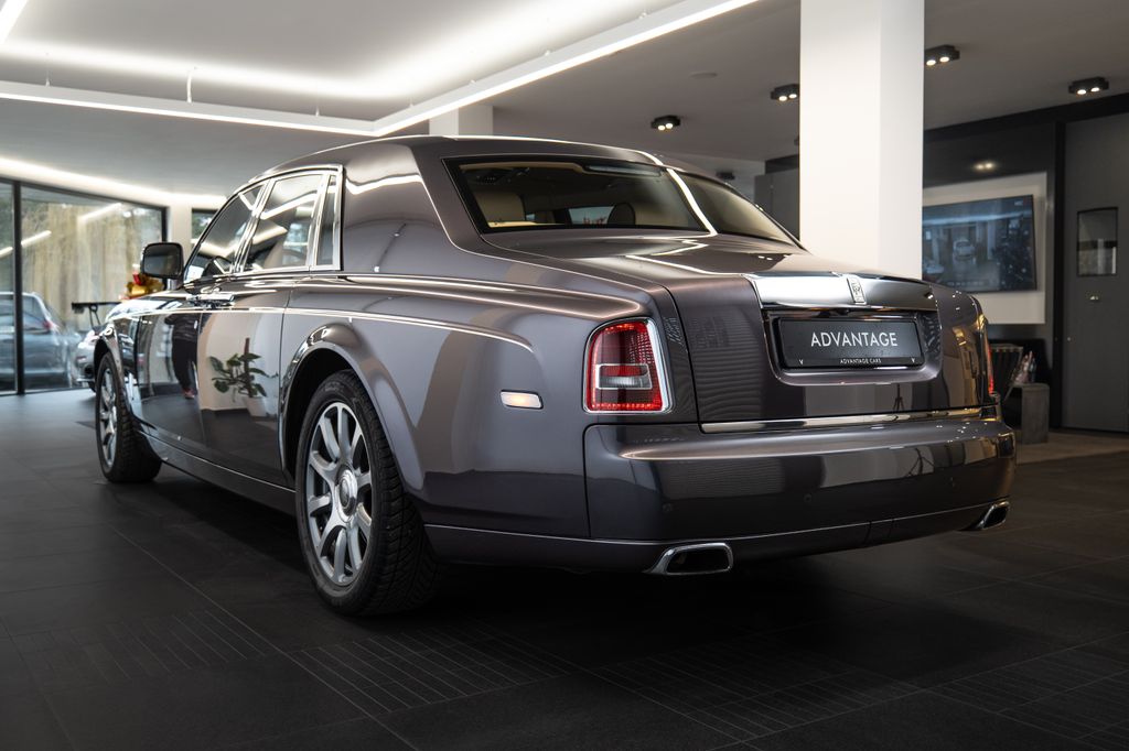 rolls-royce-phantom-360-vyhrivana-sedadla - 3