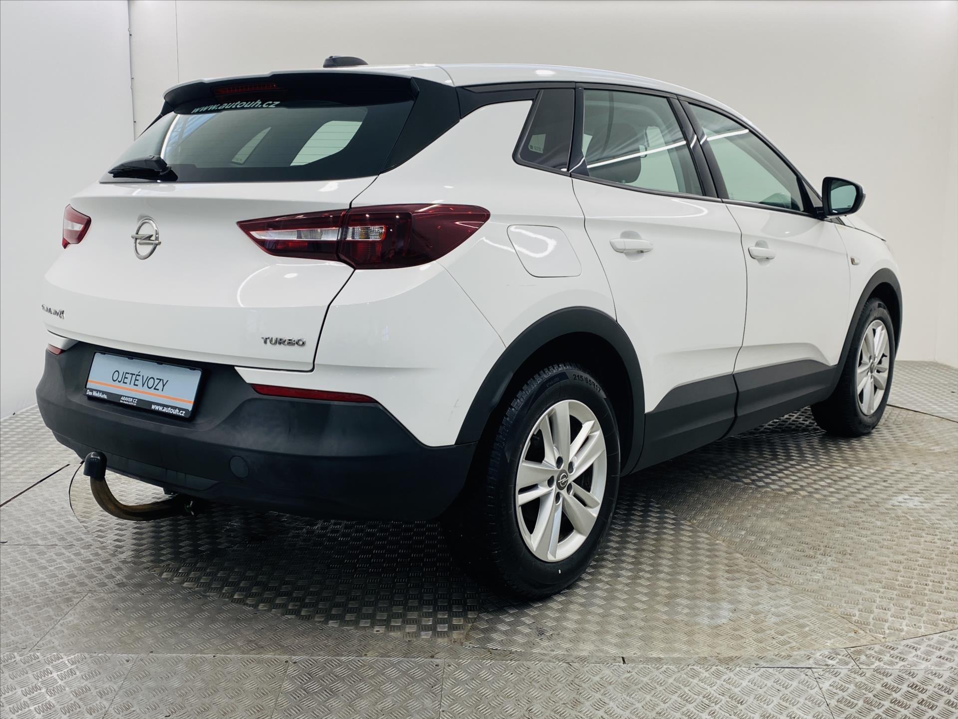 opel-grandland-x-1-2-t-96kw-cr-1-maj-enjoy - 1