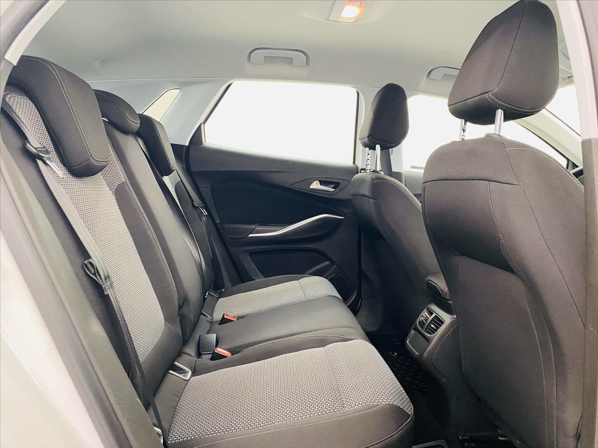 opel-grandland-x-1-2-t-96kw-cr-1-maj-enjoy - 6