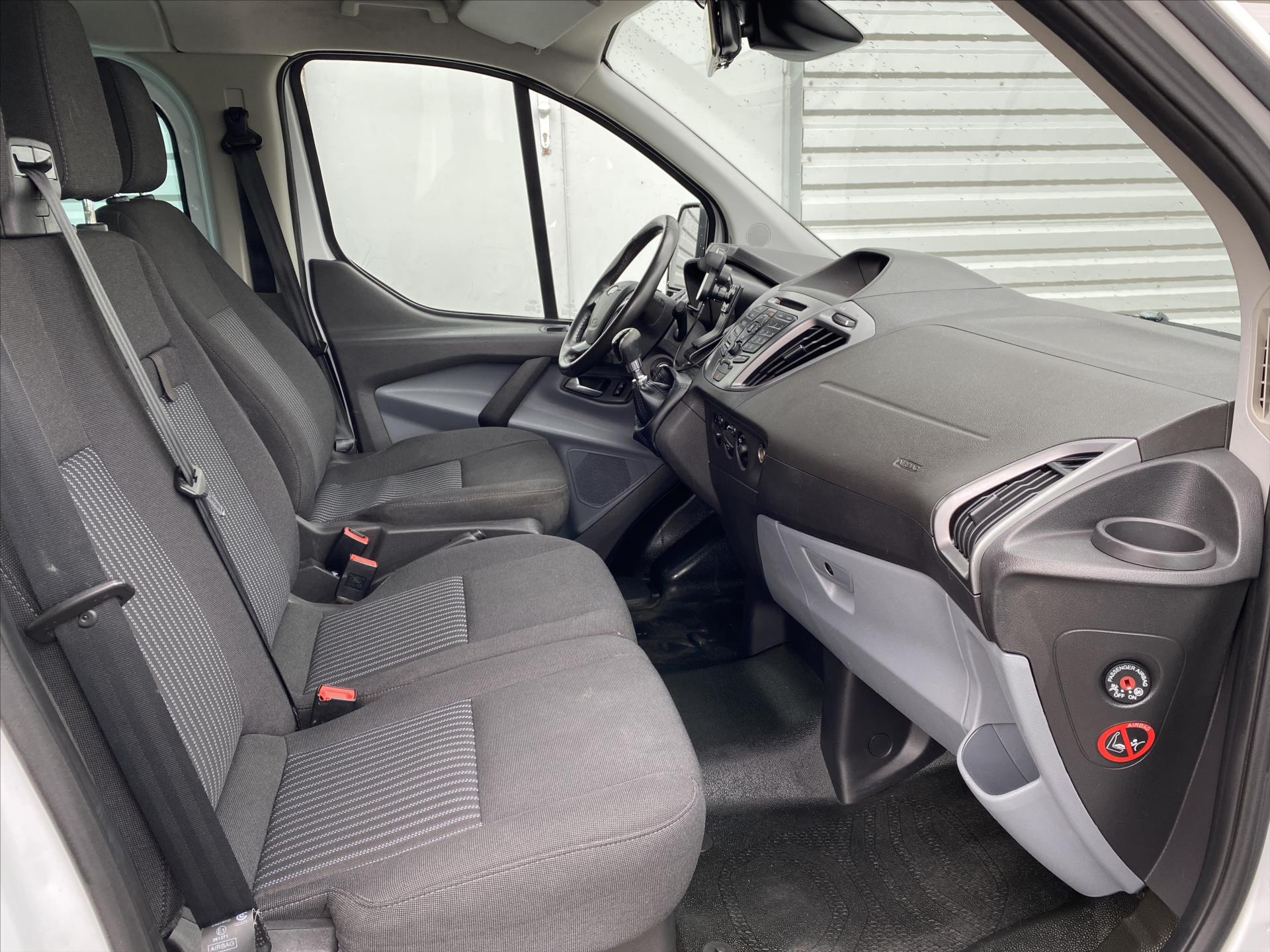 ford-tourneo-custom-2-0-tdci-96kw-l2-9-mist - 7