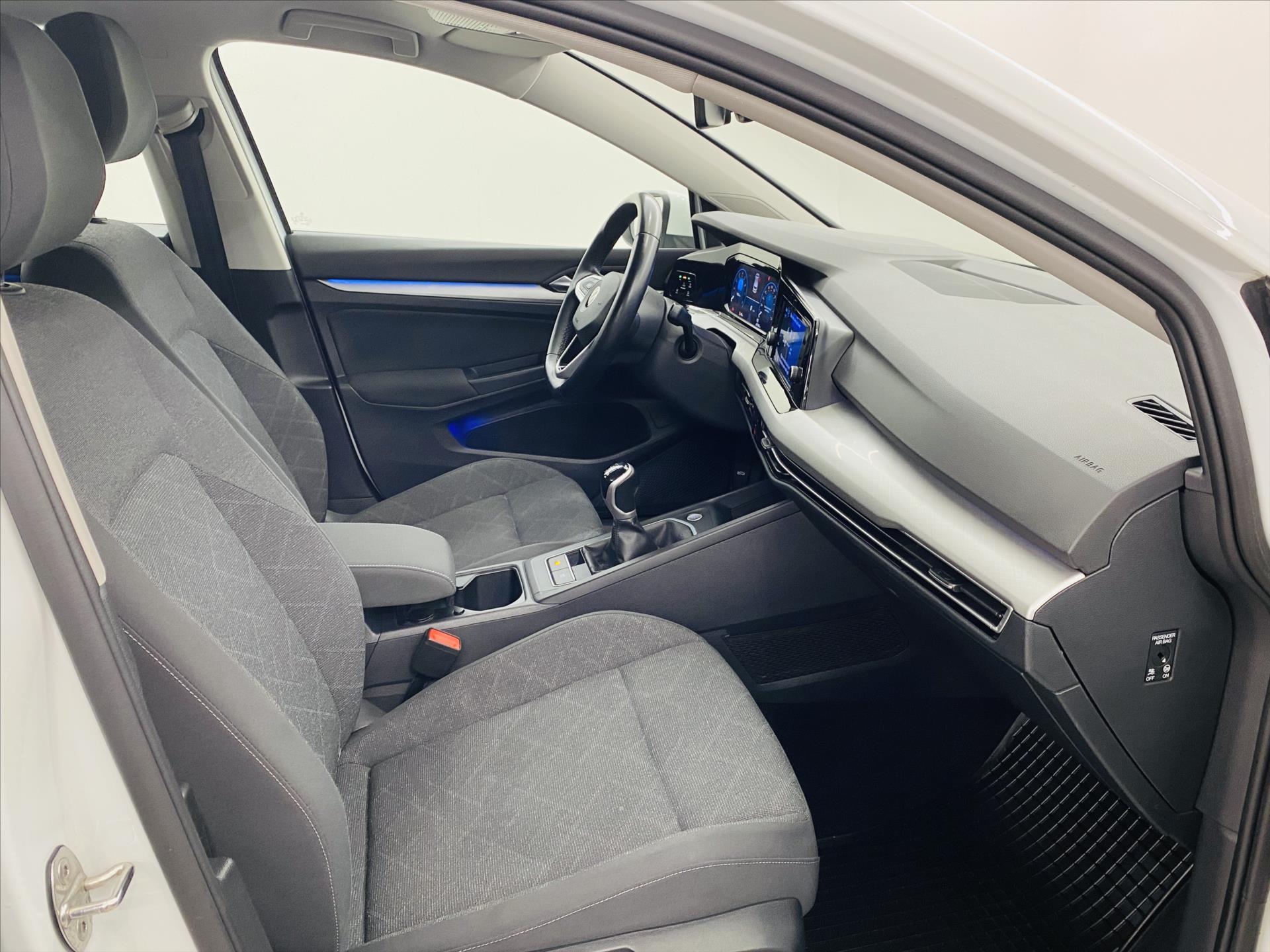 volkswagen-golf-1-0-tsi-81-kw-life - 6