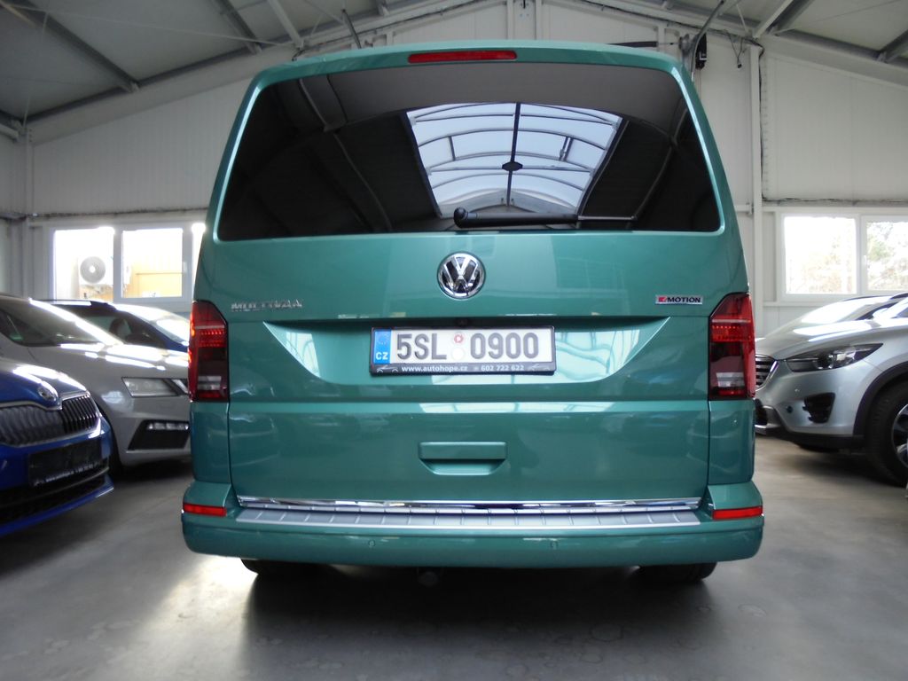 volkswagen-multivan-2-0tdi-150kw-highline-4mot-dsg - 4