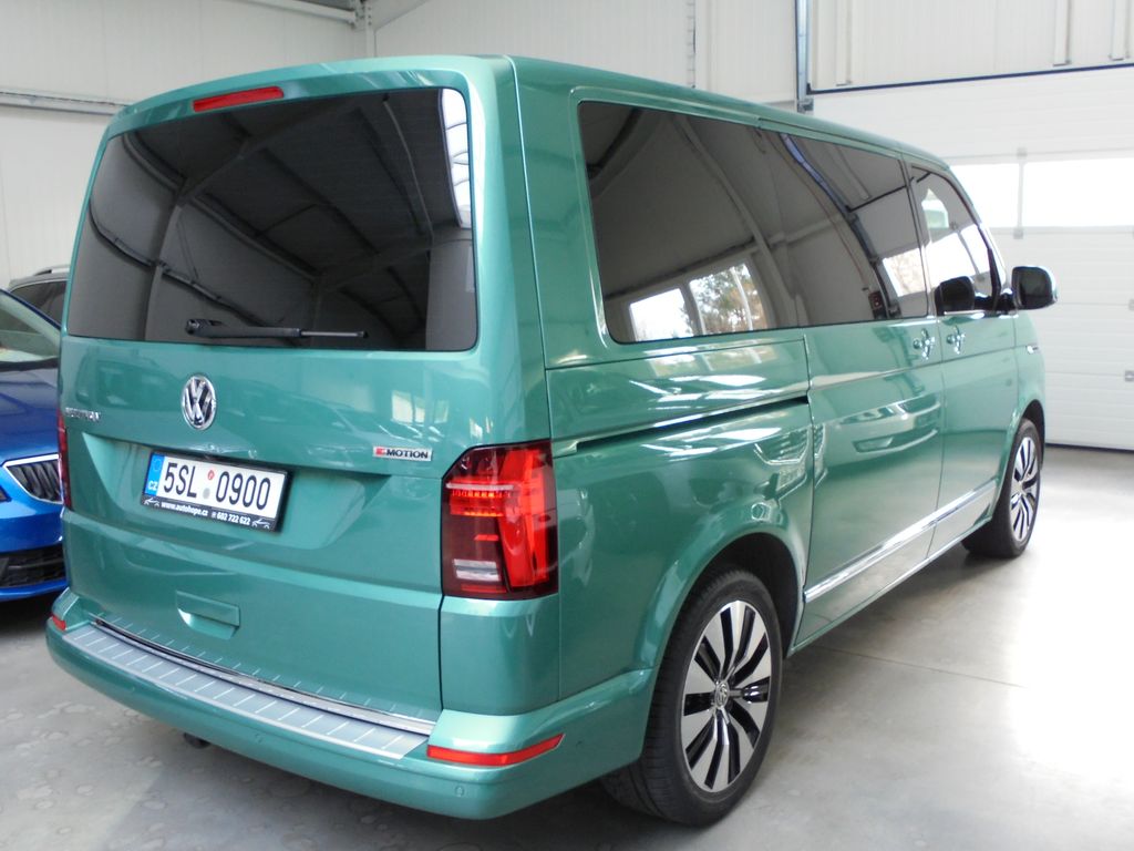 volkswagen-multivan-2-0tdi-150kw-highline-4mot-dsg - 5