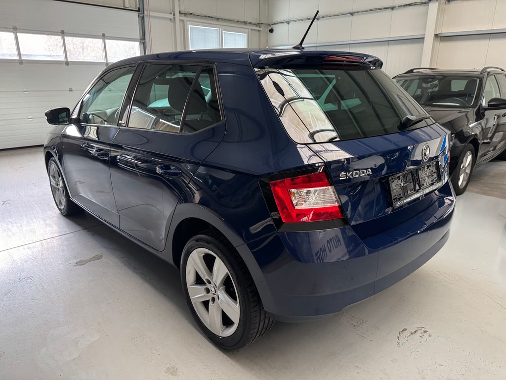skoda-fabia-1-2-tsi-ambition-joy - 3
