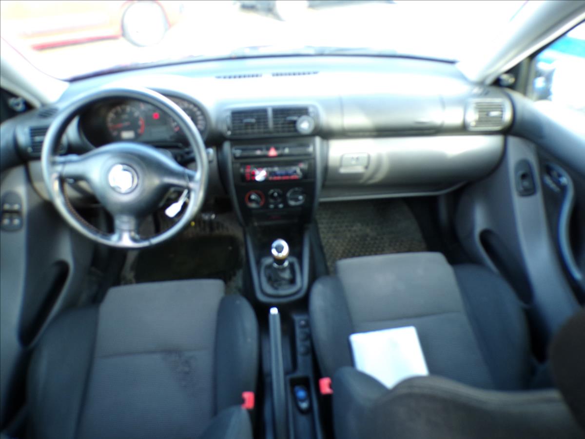 seat-leon-1-4-i16v - 6