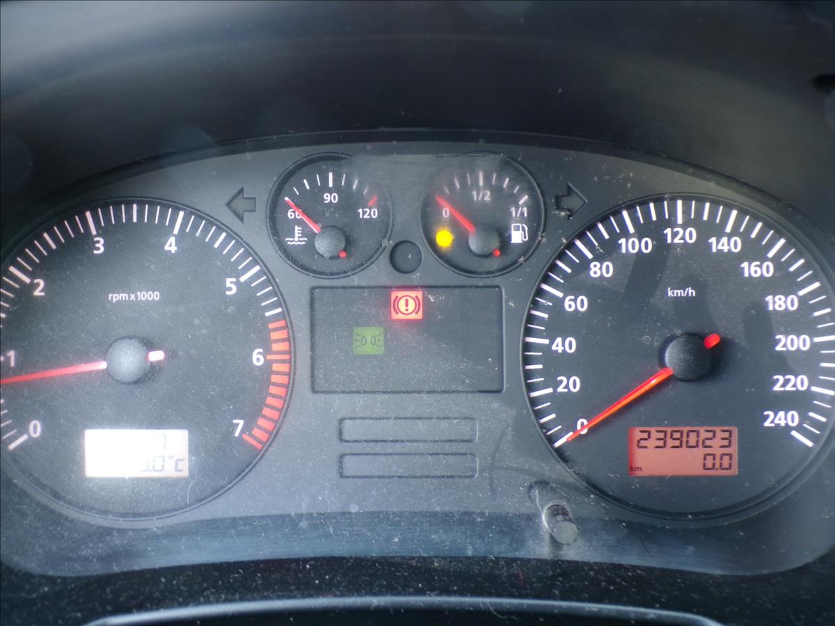 seat-leon-1-4-i16v - 7