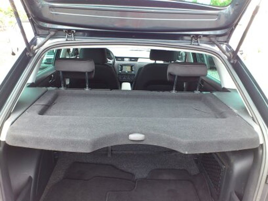 skoda-rapid-1-2-tsi-63-kw-navigace-klima - 7