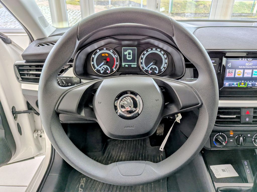 skoda-scala-ambition-1-0-tsi-81-kw - 7