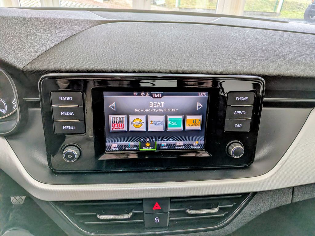 skoda-scala-ambition-1-0-tsi-81-kw - 9