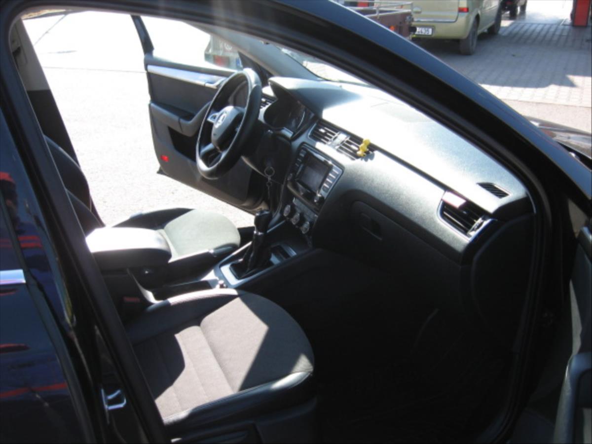 skoda-octavia-1-6-tdi - 7