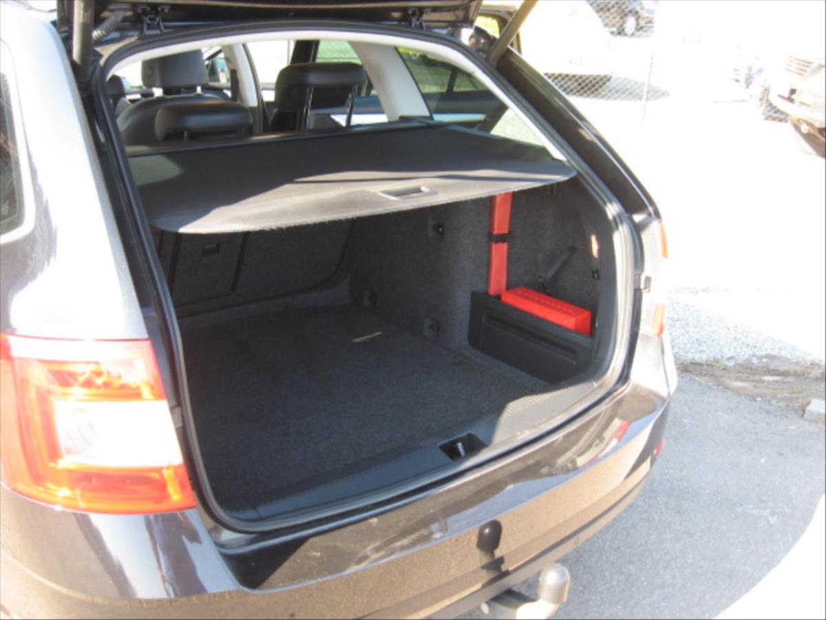 skoda-octavia-1-6-tdi - 9