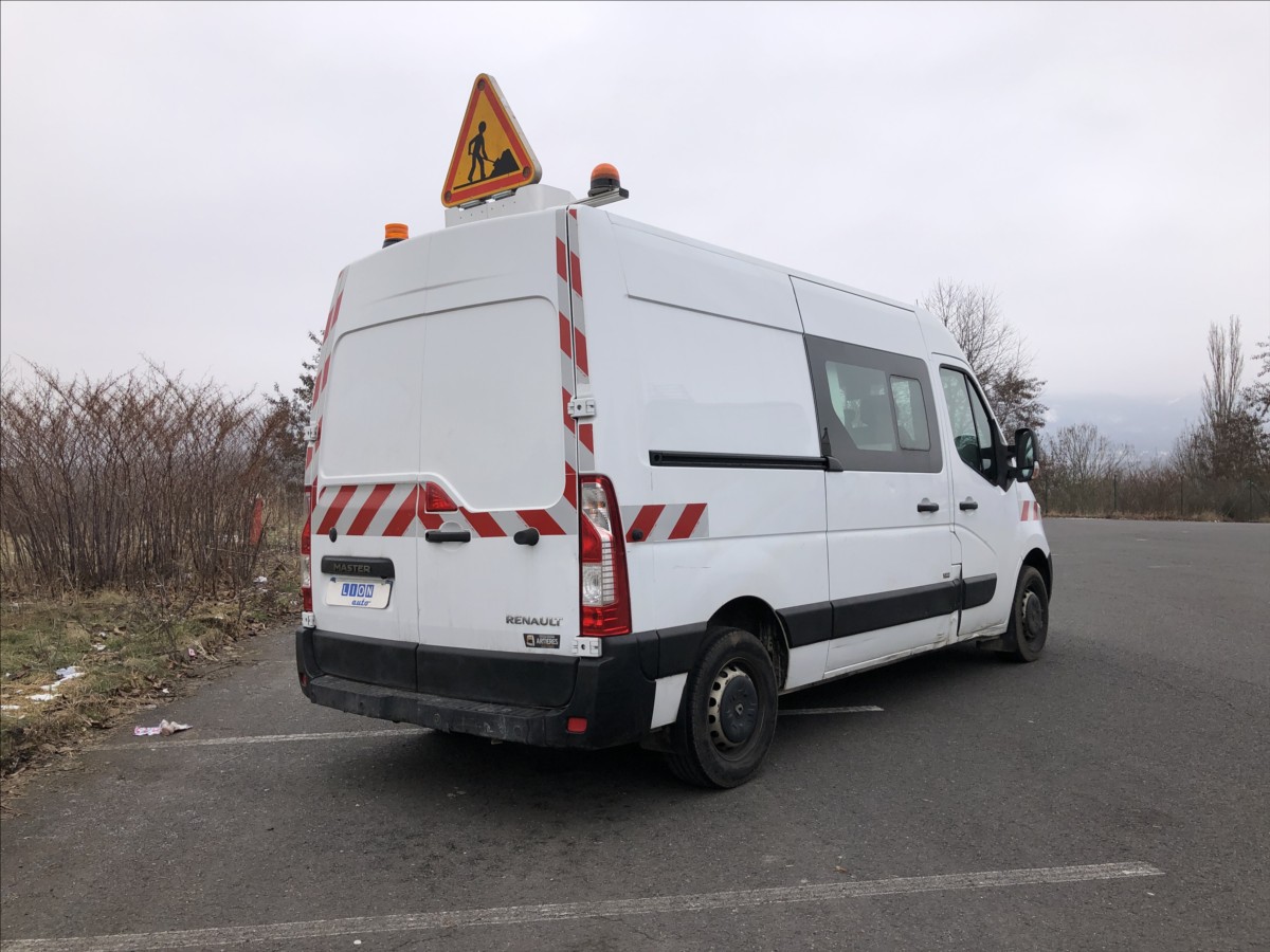 renault-master-2-3-dci - 7