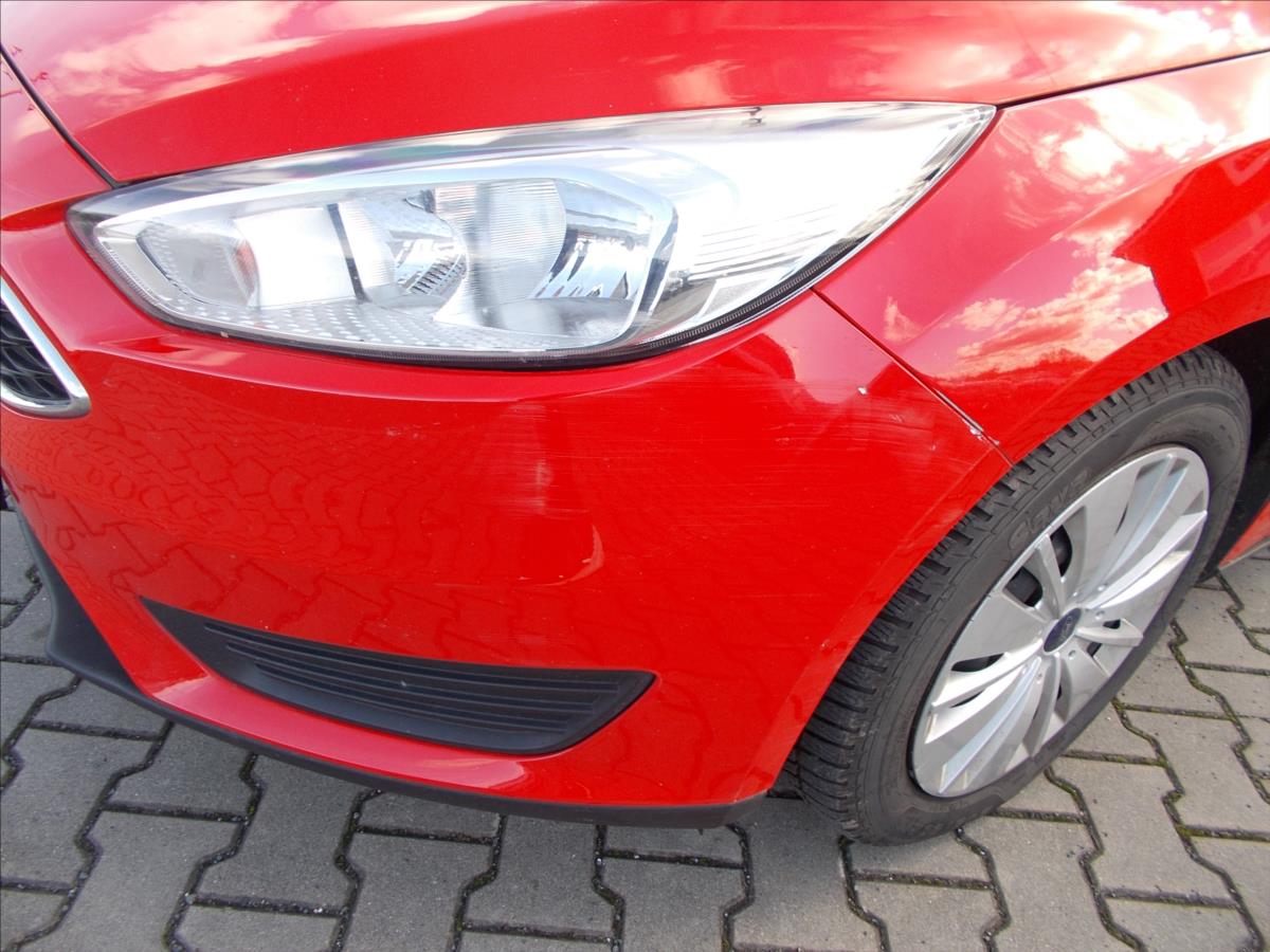 ford-focus-1-0-eb-cr-2-majitel-od-r-2020-tz-klima - 6