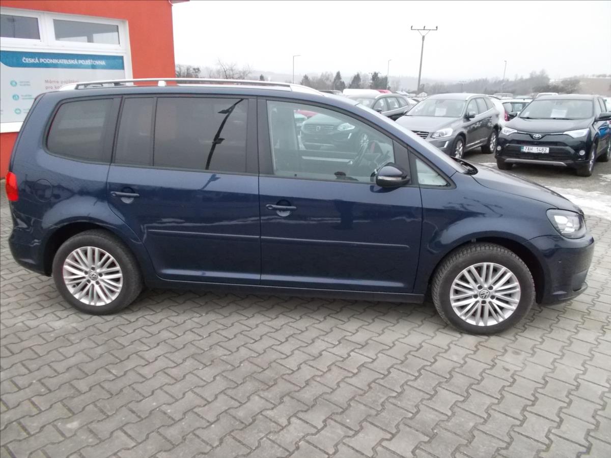 volkswagen-touran-2-0-tdi-dsg-webasto-tz-led-digiklima-nova-stk - 7
