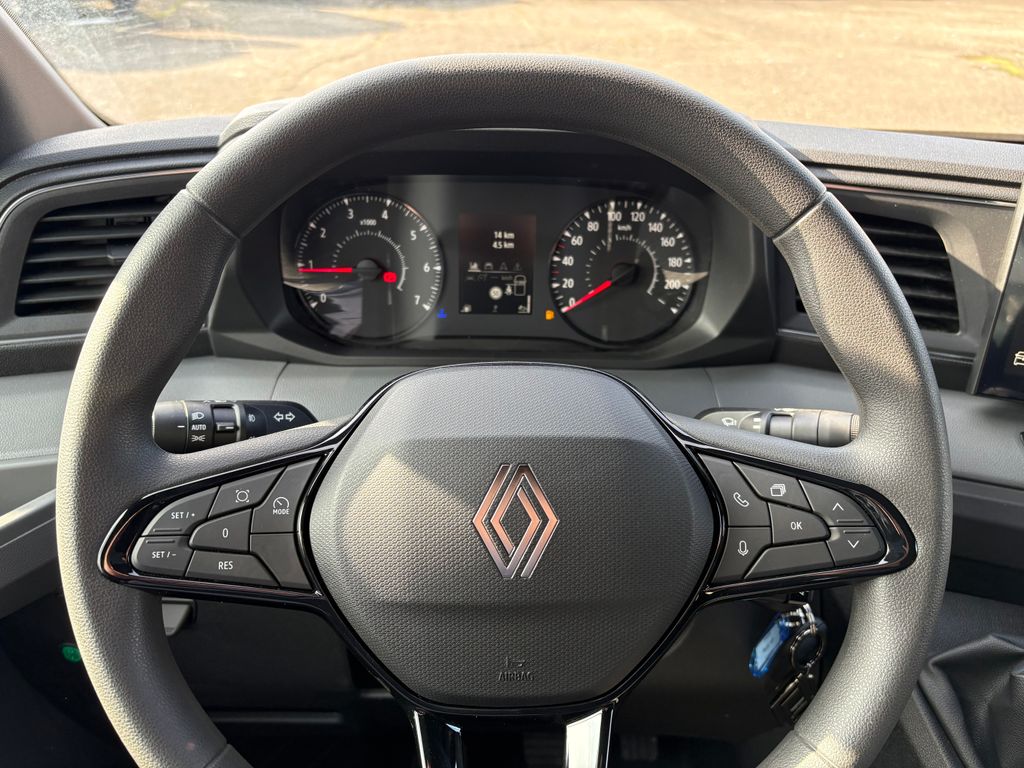 renault-master-170k-8ep-hydr-celo-mechy - 9