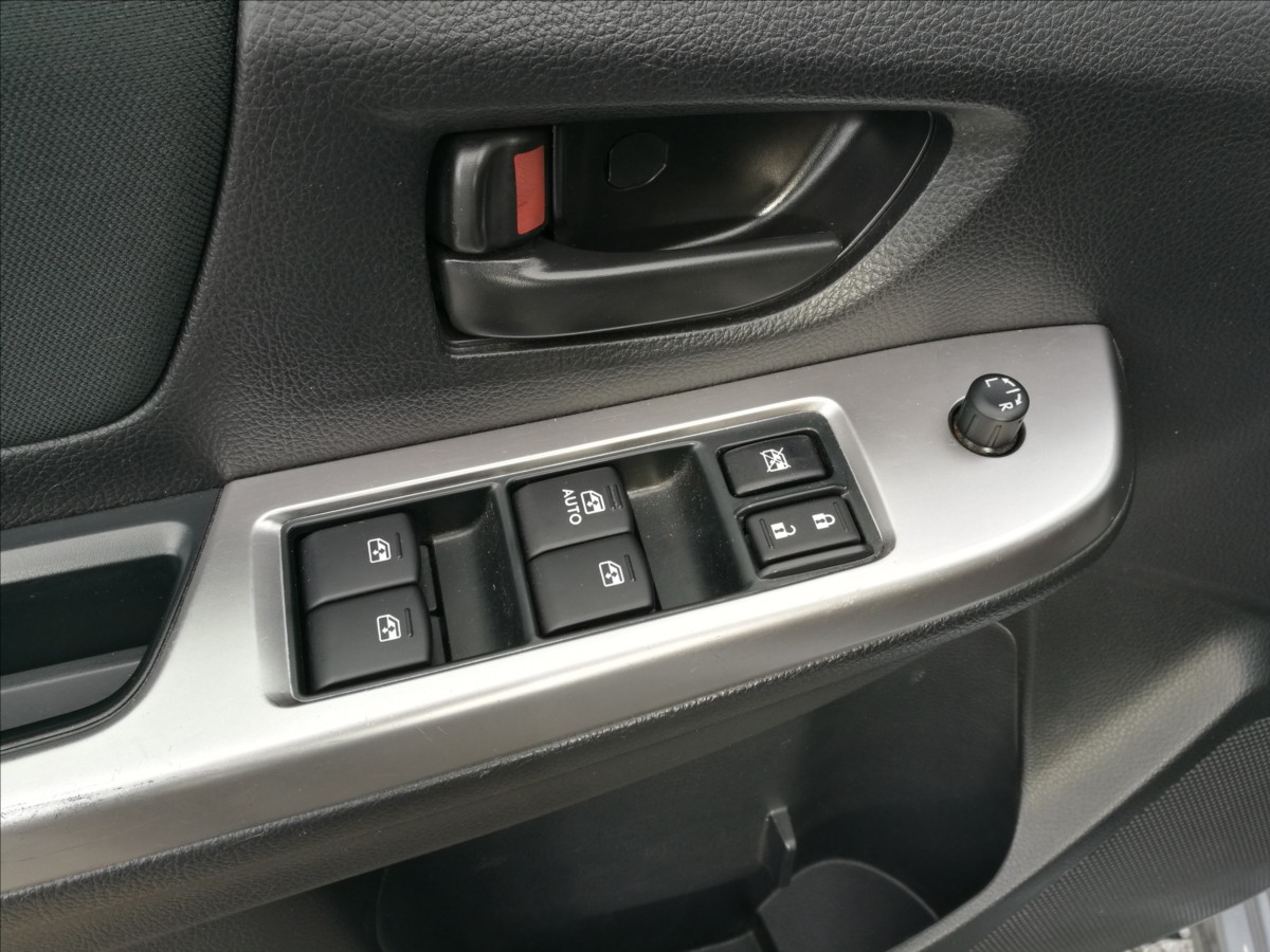 subaru-impreza-1-6-i-4x4-aut - 9